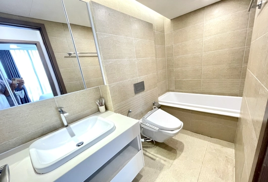 Ready 2BR Apartment in Vinhomes Metropolis