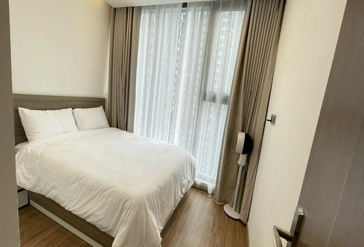Organized 2BR Home at Vinhomes Metropolis