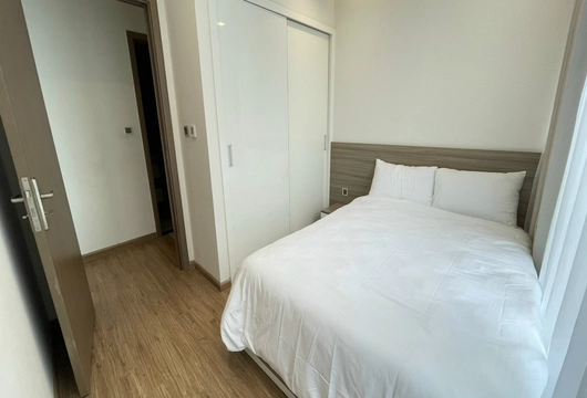 Organized 2BR Home at Vinhomes Metropolis