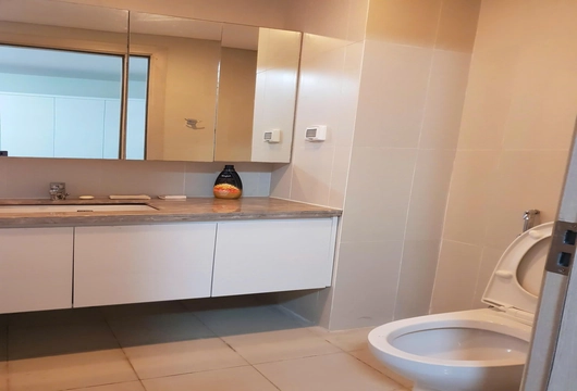 Apartment for Rent in Hanoi | Golden Palace 2BR 90sqm Furnished $800