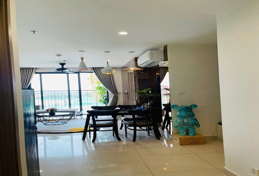 Fully Furnished 2-Bedroom Apartment at Vinhomes Ocean Park – $500/Month
