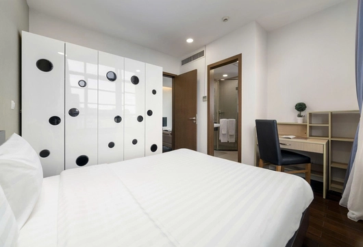 2-Bedroom Serviced Apartment at Lancaster Nui Truc – 6th Floor, $2,000/Month