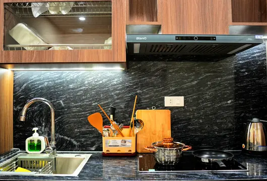 Serviced Apartment for Rent on Lac Long Quan Street, Tay Ho – $400/Month