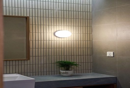 Full-Service 1-Bedroom Apartment for Rent on Kim Ma Street, Ba Dinh – $1,100/Month