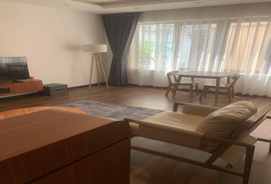 1-Bedroom Serviced Apartment for Rent on Doi Can Street, Ba Dinh – 55m², $950/Month