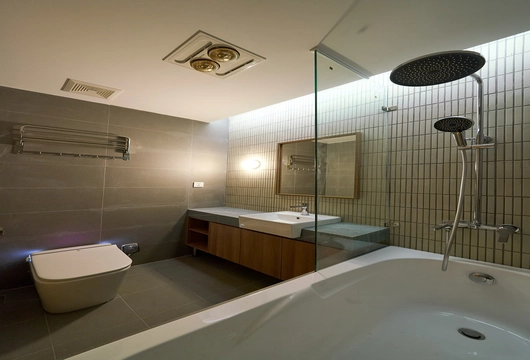 1-Bedroom Serviced Apartment for Rent on Kim Ma Street, Ba Dinh – $1,100/Month
