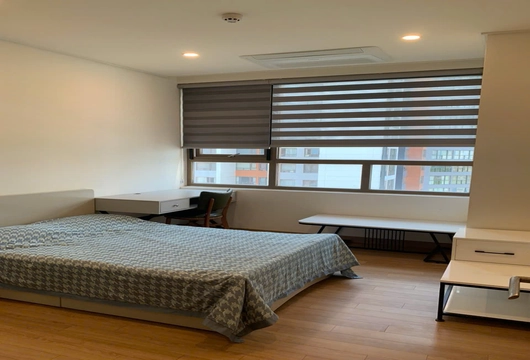 2-Bedroom Apartment for Rent at Starlake Tay Ho Tay – 98m², $1,270/Month