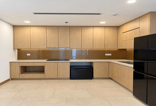 4-Bedroom Apartment for Rent at Lancaster Luminaire – 180m², $1,950/Month