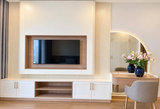 4-Bedroom Apartment for Rent at Lancaster Luminaire – 180m², $1,950/Month